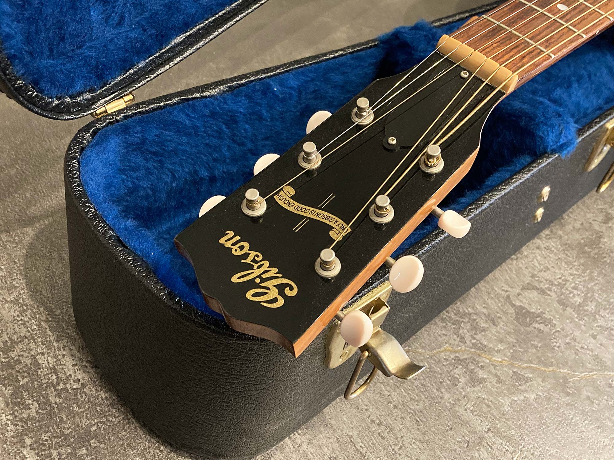 Gibson J-35 2013 Neck Repair